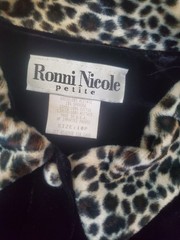 Ronni Nicole Petite 10P Excellent Condition Y2K Vintage Velvet 10P Runs Bigger