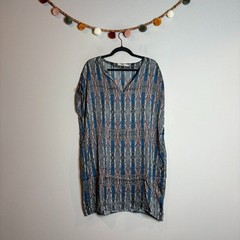 0039 Italy patterned tunic top