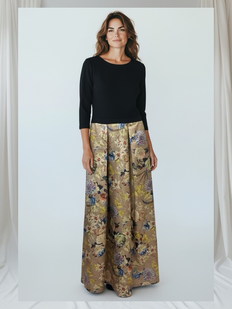 Nordstrom’s JS Collection Long Sleeve Jaquard Gown Women’s Size 8 Navy & Floral