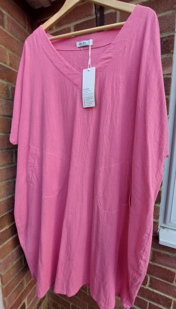 BNWT LADIES TENDENCY DRESS SIZE MEDIUM RELAXED FIT IN PINK