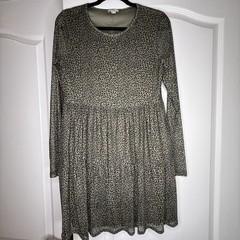 Love, Fire Green Leopard Long Sleeve Tiered Trapeze Swing Dress Knit M