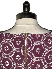 PERCEPTIONS Size XL Shift Dress Burgundy Ivory Grey Short Sleeve Stretch Knit