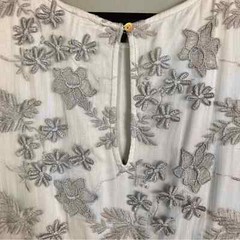 Sundance Dress medium P Embroidered Flutter Bell Sleeves Princess Dreams flowers