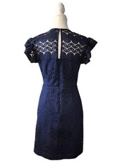 Trina Turk Women&rsquo;s Blue Lace Sheath Dress 6 Round Neck Flutter Ruffle Lined