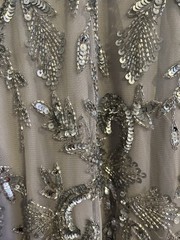 Aidan Mattox Gray/Silver Mesh Beaded Sequin V-Neck Long Gown Size 4
