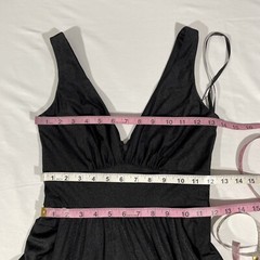 NWT $328 La Femme [sz 4 ] Sleeveless Plunge Neck Gown in Black #G908