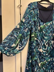Chloe Oliver Dress Women&rsquo;s M Blue Green Tropical Leaf Print Shift Anthropologie