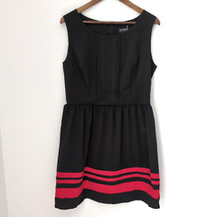 En Focus Studio Women&rsquo;s Sz 14 Black Sleeveless with Red Bottom Stripe Dress