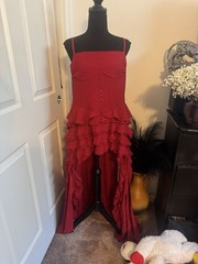 Women&rsquo;s Red Solid Square Neck Sleeveless Ruffle Lace-Up Back Hi-Low Dress L