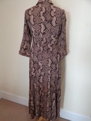 YAS BROWN MULTI SNAKESKIN PRINT BUTTON FRONT MAXI SHIRT DRESS – SIZE SMALL