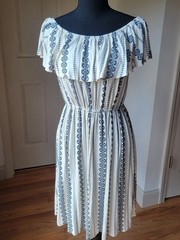 Hem & Thread Off the Shoulder Patterned Midi Dress Cream Blue Boho Size S