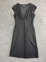 REI Cap Sleeve Dress Women&rsquo;s XS Black Pleated Stretch Pleated V-Neck Pocket
