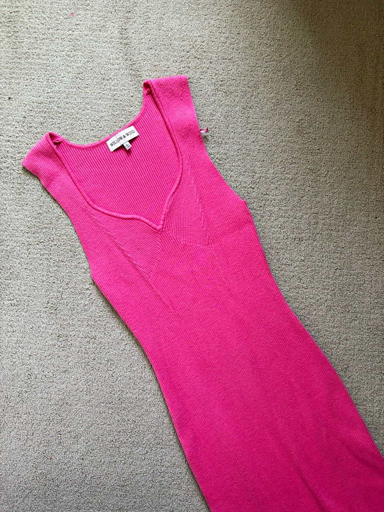 Willow & Wind Pink Ribbed Knit Bodycon Midi Dress V-Neck Sleeveless Size L