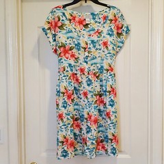 Jennifer Moore Dress Women&rsquo;s Medium Hawaiian Button Front Rayon Tie Back VGUC