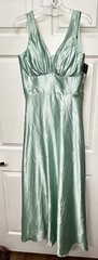 NWT Nina Ferré Light Green Satin Dress Gown Jr Size 13 – Adult 8?