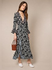 RIXO London Esther Maxi Mixed Daisy floral Print flutter sleeve black white Sm