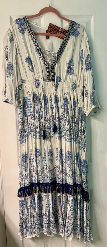 NWT Me 2 Magic 3x Plus Women&rsquo;s Boho Dress Trendy Blue & White & Gold Stretchy