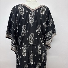 East Kaftan Dress Size Medium Large Black Sinai Paisley Print Holiday Cotton New