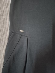 Lacoste Black Solid Scoop Neck 3/4 Sleeve Mini Dress Pleated Logo Pockets 36