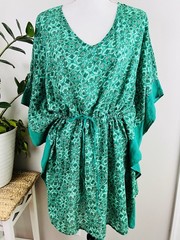 Denim & Co. Beach Medium Green Flowy Kaftan Cover-Up Cinched Waist Resort Beach