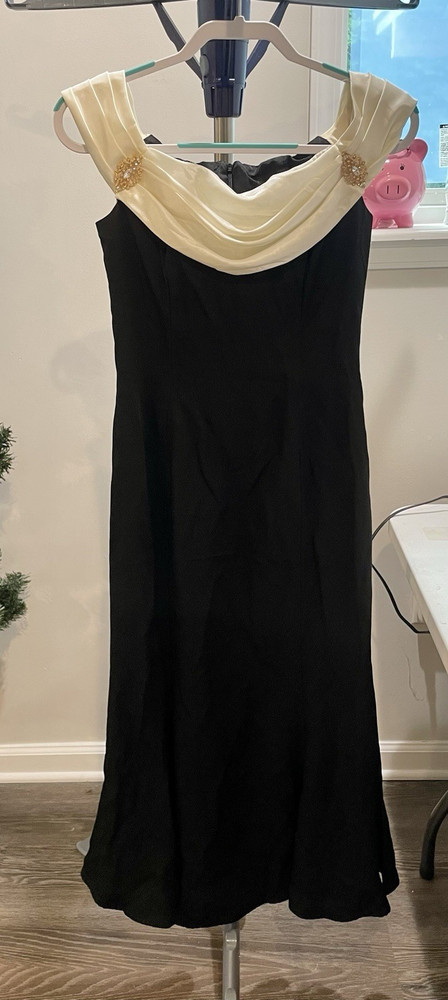 Scott McClintock Black/White Satin Ball Gown Cowl Neck Bejewled Full Length