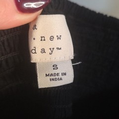 A New Day Women&rsquo;s Balloon Sleeve Square Neck Brand New With Tags