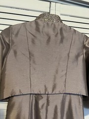 DAVID’S BRIDAL Women’s Size 8 Dress Mother of the Bride Groom w/ Jacket Shawl