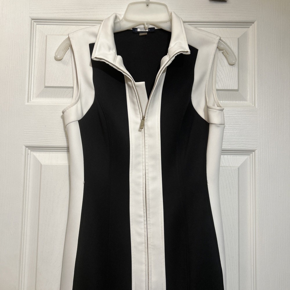 Tommy Hilfiger Dress Front Zip Size US 4 no belt dry clean