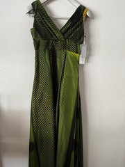 BILL BLASS 100% Silk Lined Green Multi Color Palm Gown Size 2 Made U.S.A