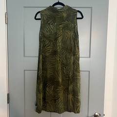 Time and Tru Women&rsquo;s M Olive Tropical Palm Print Sleeveless Polo Shift Dress