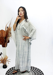 0129 / White purple Shibori Tie Dye Long Kaftan