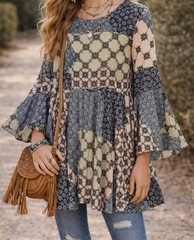 Glamorous Dress Fit & Flare Bell Sleeves Boho Artsy Flowy Lightweight Breezy