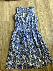 Milly Blue/White Floral A-Line V-Neck Sleeveless Knee Dress Sz 2 Zip