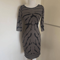 Grayse Blk and Pale Gold Metallic Bodycon Knit Dress, Lnee Length, EUC, Sz. XS