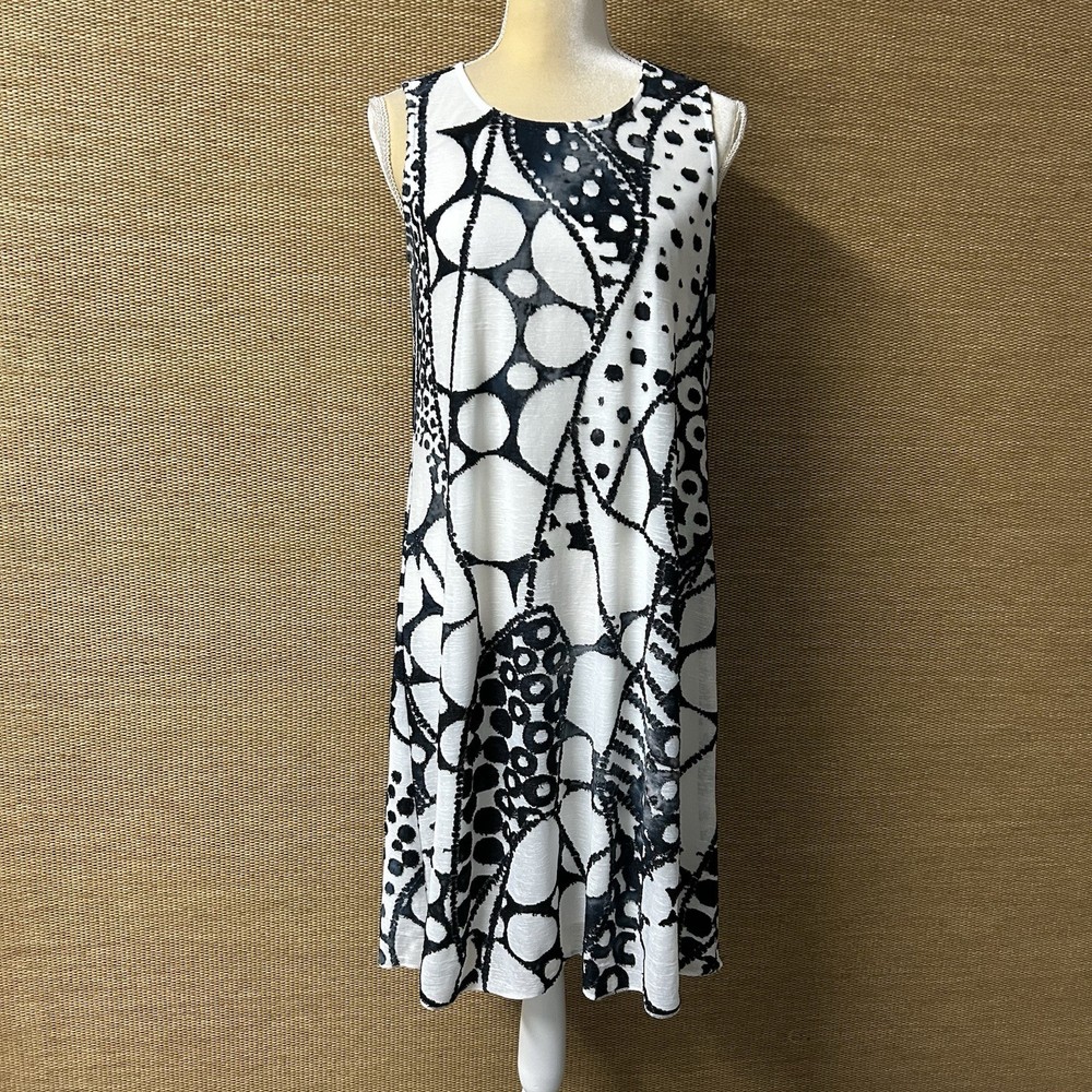 Chico’s Dress Women’s M Black White Flirty Dots Mesh Sleeveless Knee Length NWT