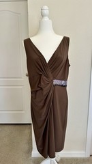 Anne Klein Brown V-Neck Sleeveless Ruched Sheath Knee Dress Beaded Waist 16