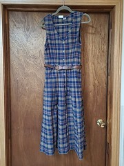 L L Bean Vintage Plaid Jumper Dress Size 6P. Belted Waist, side seam pockets.