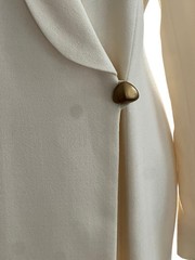 Hugo Buscati Collection Women’s Ivory Wool Lined Coat Dress Button Front Size 8.