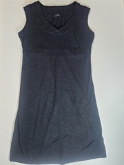 Columbia Athletic Dress Womens Small Black Rocky Ridge V-neck Outdoor Classic