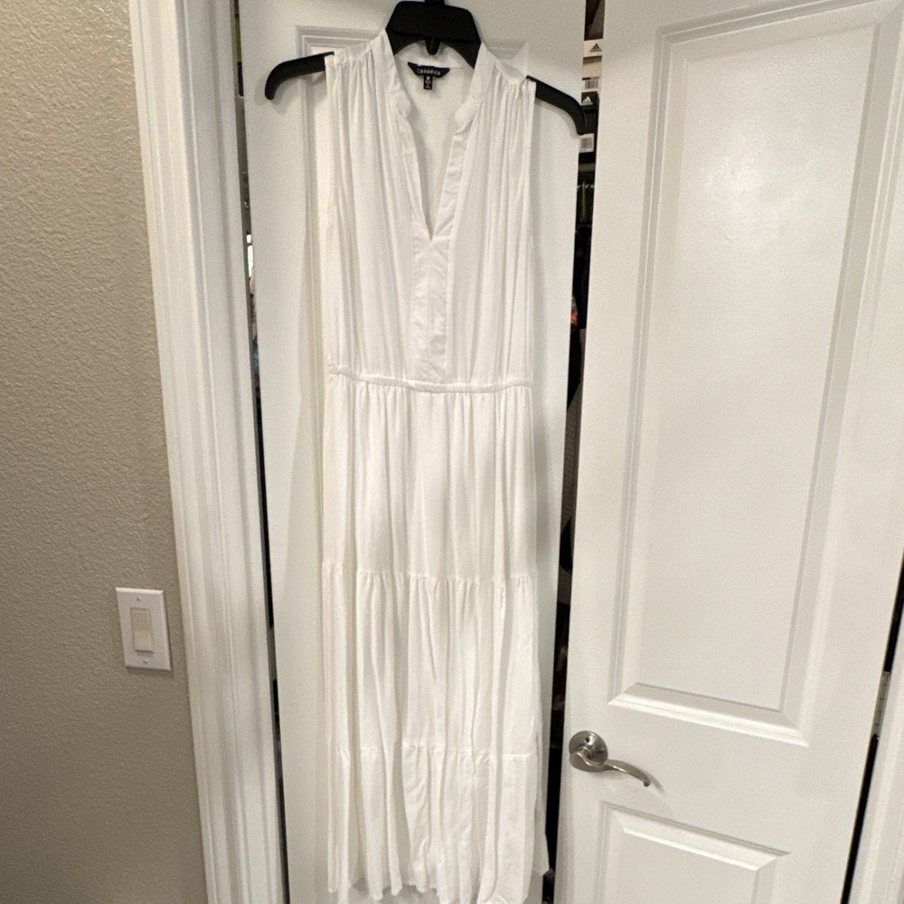 Cassee&rsquo;s White Solid Maxi Dress Collared Sleeveless Long Pullover Size M