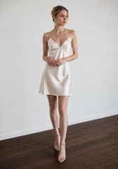 Women&rsquo;s White Satin Slip Dress Chemise Nightdress V Neck Spaghetti Strap