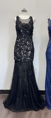 Formal black dress Long for graduation Evening Gown Lace. Size 8