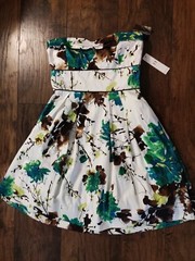 Teeze Me Women&rsquo;s Floral Strapless Party Dress Size 11. P-T-P:14.5in