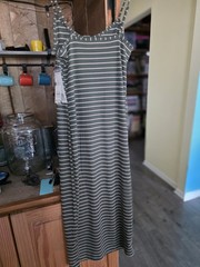 No Boundaries Green, Tan Striped Button Maxi Dress SzM NWT CUTE Comfy Stretch