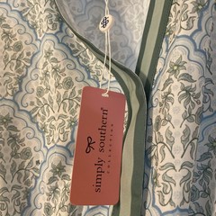 NWT Simply Southern Prim Y-Neck Dress Large Scalloped Flowers Green White Blue