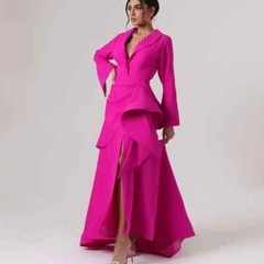 Simple V-neck A-line Evening Dresses New Fashion Long Sleeved Floor Length