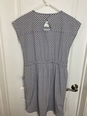 T By Talbots Small Athletic Lightweight Stretch Keyhole Dress Leaf Dot NWT Navy