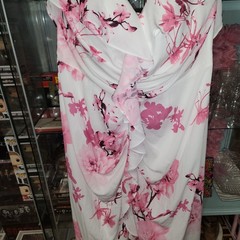 NWT City Chic Women&rsquo;s Plus Size 16 / S Dress Floral White Pink Delicate Darling