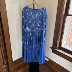 Mac Duggal Light Blue Sequin Tea-Length V-Neck Long Sleeve Formal Dress 22 *NOTE