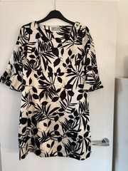 Wallis dress size 14, bell sleeves